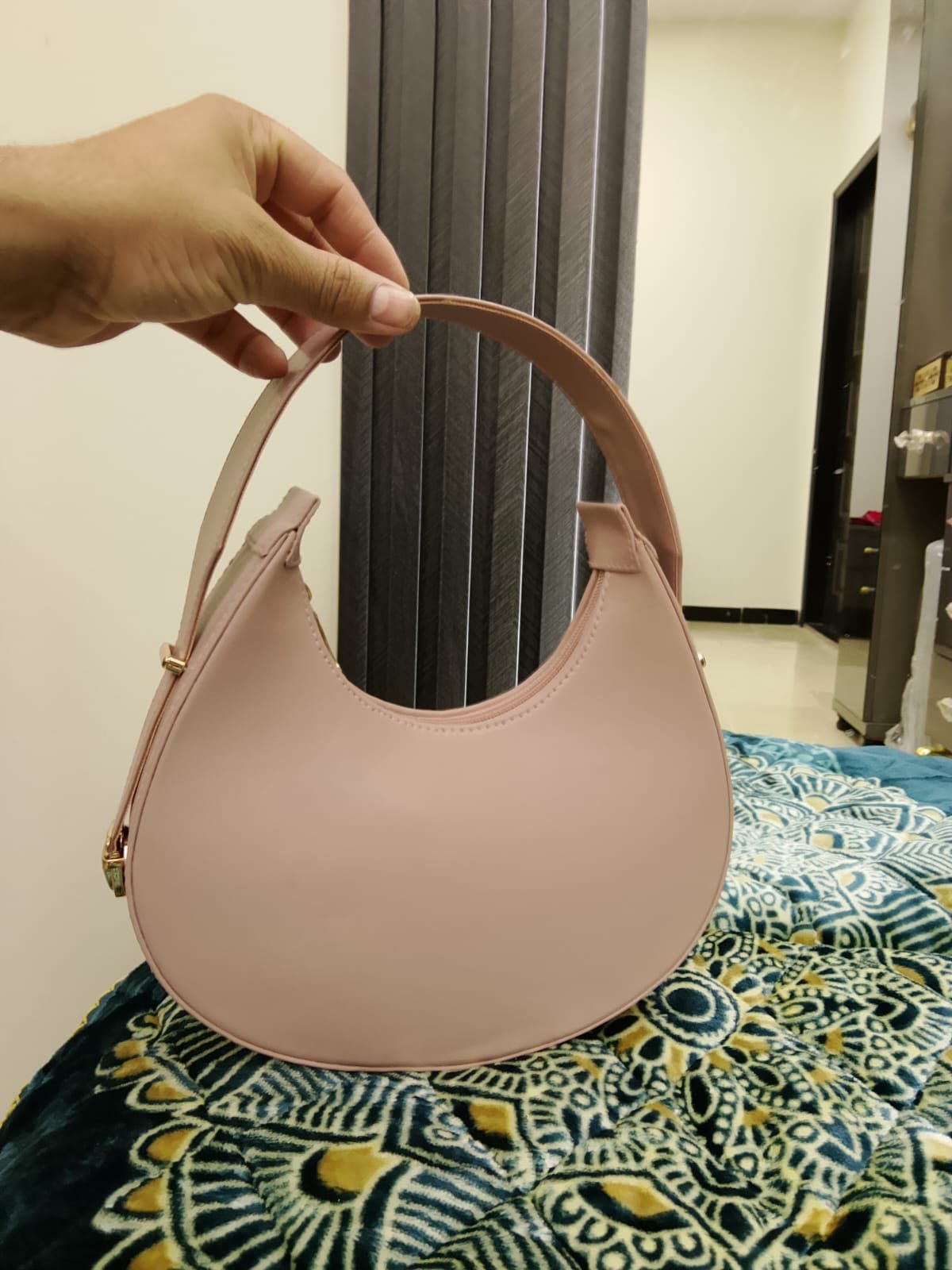 Blush Crescent Hobo